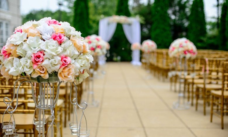 Aisle Decor