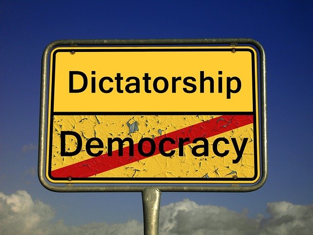 democracy-dictatorship