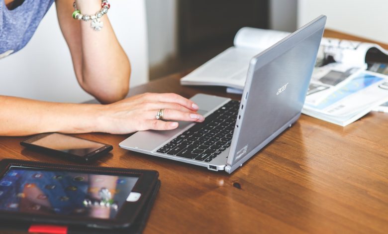 technology-laptop-keyboard-computer