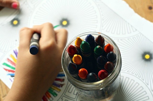 crayons-coloring-book-coloring-hand