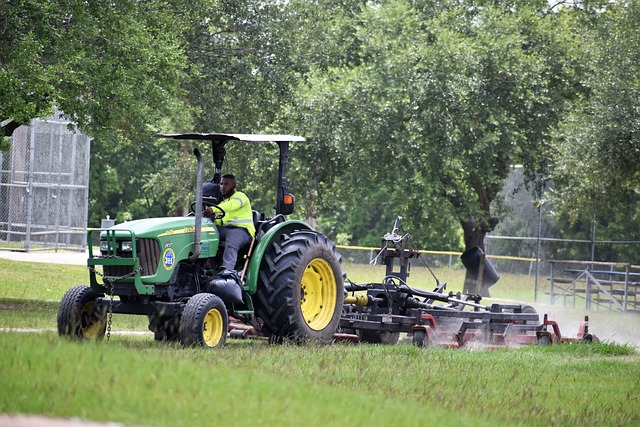 lawncare-tractor-landscaping-mowing